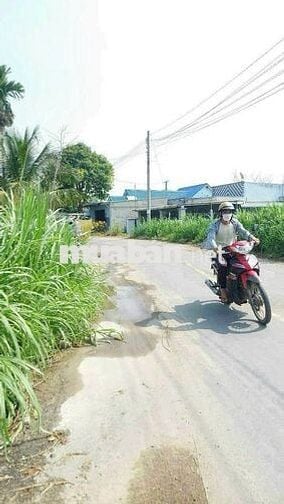 Nhà nhỏ xinh 460tr TL, mặt tiền Bàu Sen, Hòa Khánh Đông, Long An