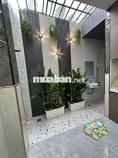 Nhà mới full nội thất đường xe hơi