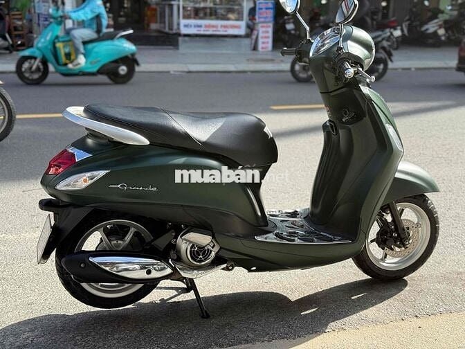 Grande 2022 đèn led rin nguyên bản biển 43