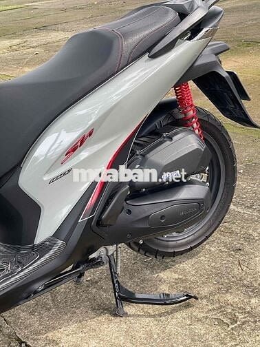 SH160abs-2024 xám siêu lướt