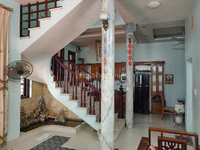 Bán gấp nhà ô tô tránh Thúy Lĩnh, DT100M, Giá chỉ 7 tỉ hơn