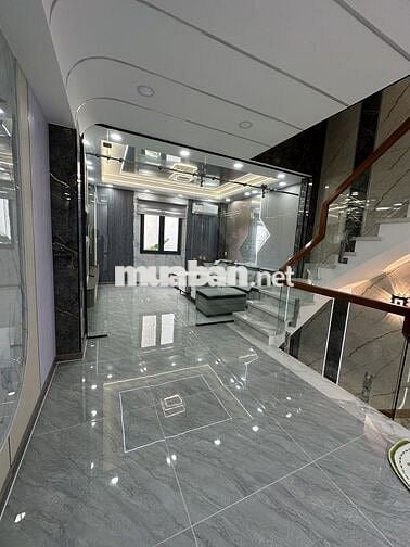 Nhà mới full nội thất đường xe hơi