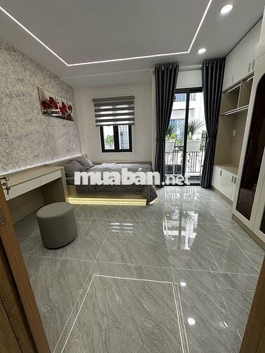 Nhà mới full nội thất đường xe hơi