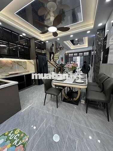 Nhà mới full nội thất đường xe hơi