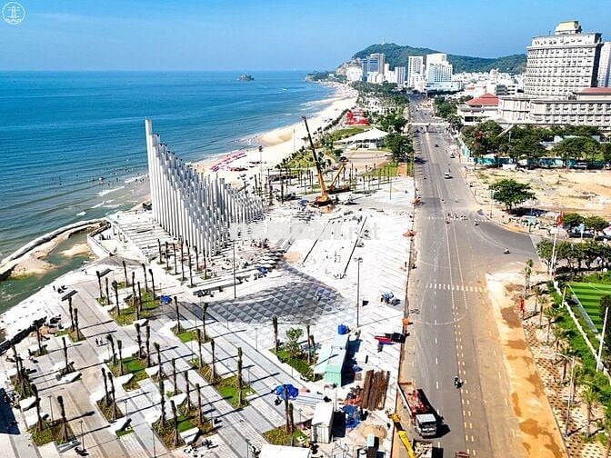 BÁN ĐẤT MẶT TIỀN NGUYỄN CHÍ THANH GẦN KHÁCH SẠN IMPERIAL & BIỂN