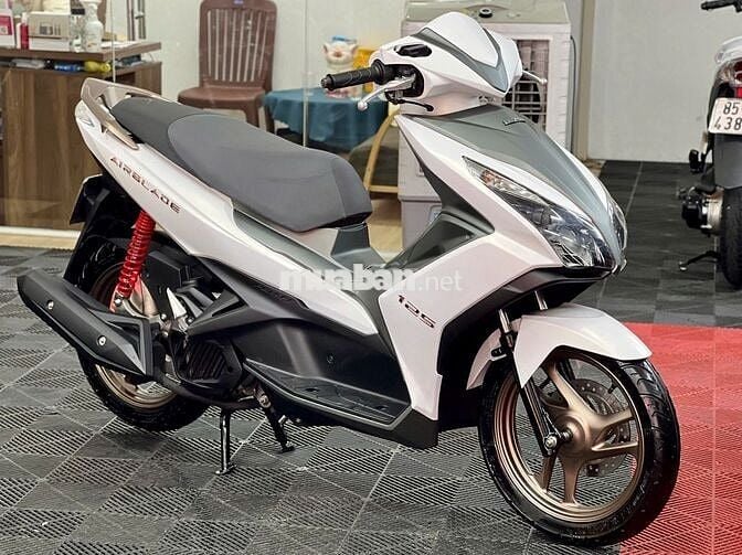 💥Honda AB125 mắt cú 2015 full new zin BSTP 9chủ ký