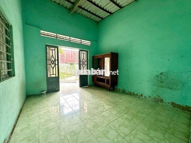 Nhà chính chủ 100m2, 1 phòng ngủ, xã tân bửu, huyện bến lức, long an