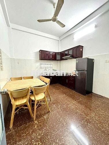 CHO THUÊ NHÀ NGUYÊN CĂN 6 PHÒNG NGỦ HẺM Ô TÔ QUANG TRUNG