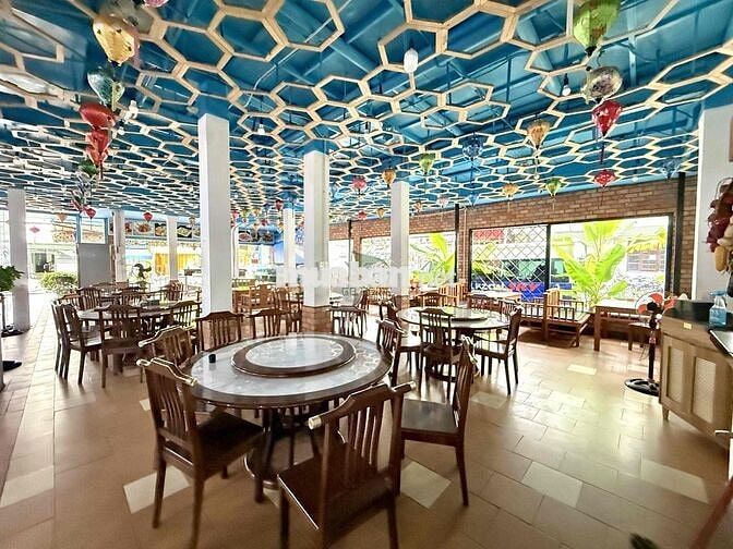 CHO THUÊ MẶT TIỀN KHU PHỐ NƯỚC NGOÀI NGUYỄN THIỆN THUẬT