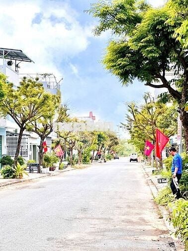 Bán đất đường Thâm Tâm, Hoà Quý, Ngũ Hành Sơn sát Minh Mạng sạch đẹp