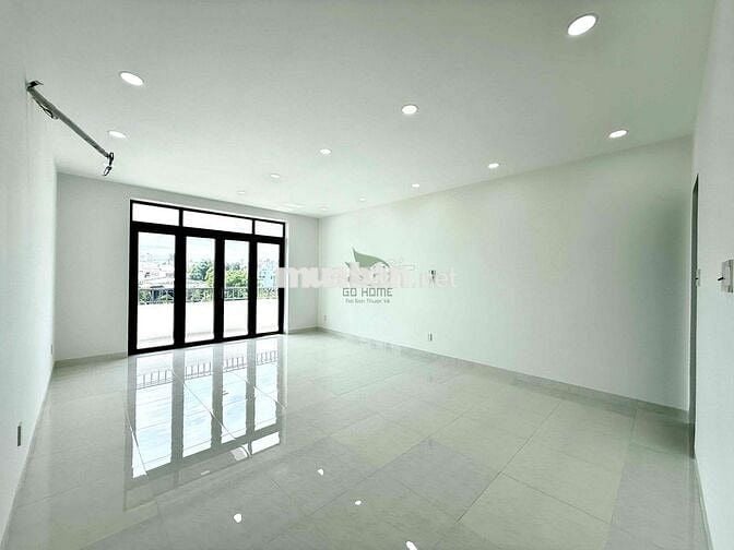 CHO THUÊ MẶT BẰNG KINH DOANH 3 TẦNG CÓ THANG MÁY KV PHƯỚC LONG 25TRIỆU