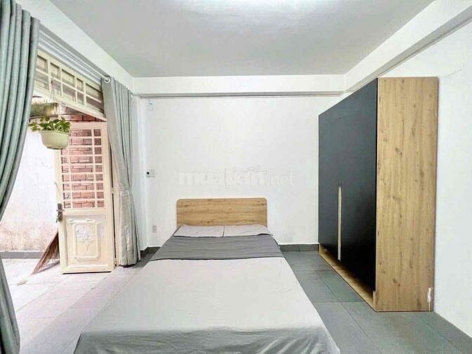 CĂN HỘ 2 PHÒNG NGỦ CÓ SÂN RIÊNG GẦN CÔNG VIÊN GIA ĐỊNH