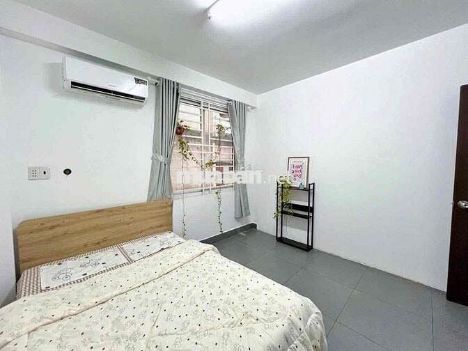 CĂN HỘ 2 PHÒNG NGỦ CÓ SÂN RIÊNG GẦN CÔNG VIÊN GIA ĐỊNH