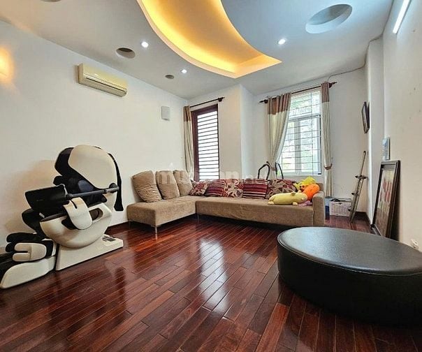 Cho thuê Biệt Thự HXT 131  Nguyễn Văn Hưởng, Phường Thảo Điền,Thủ Đức