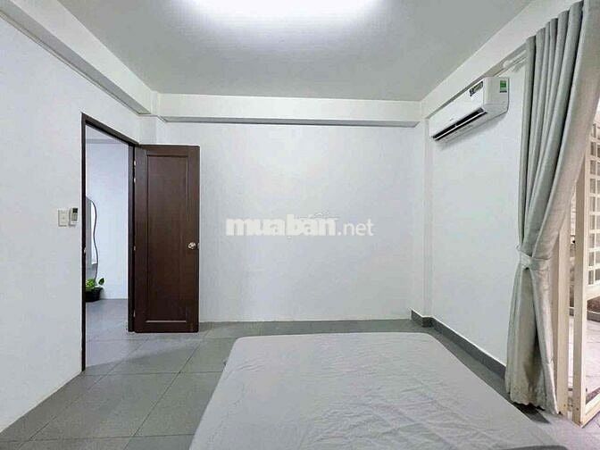 CĂN HỘ 2 PHÒNG NGỦ CÓ SÂN RIÊNG GẦN CÔNG VIÊN GIA ĐỊNH