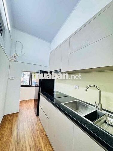 Nhà TT phố Bạch mai, ô tô, 60m tầng 2, 2N FULL nội thất, sổ CC