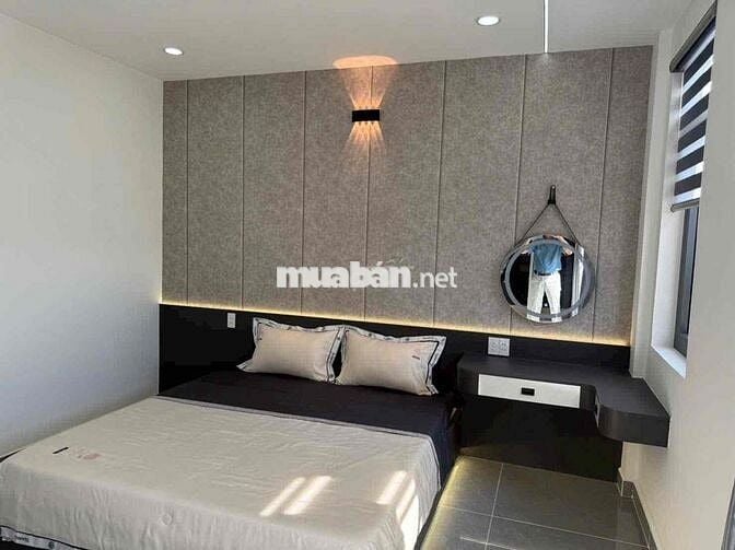 nhà mặt tiền 5 tầng , có thang máy , kinh doanh mọi nghành nghề