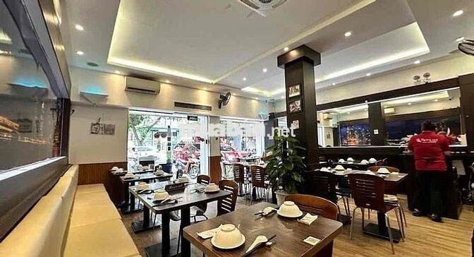 MẶT TIỀN PHỐ TÂY, SÁT KHÁCH SẠN CARAVELLE SÀI GÒN SỐ 36 ĐÔNG DU QUẬN 1