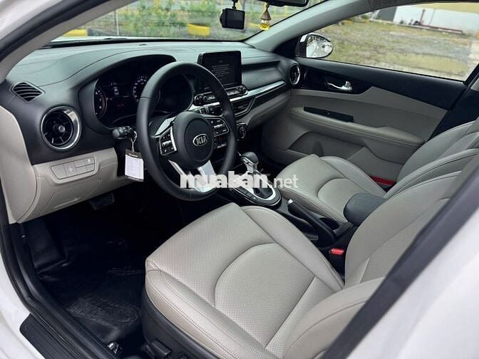 Kia Cerato 2020 1.6 AT Luxury  - 47000 km