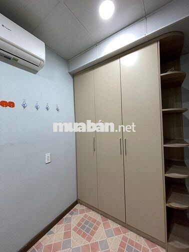 nhÀ NC 2PN Bến Vân Đồn gần Khánh Hội cầu Camettle đh Ng Tất Thành q4