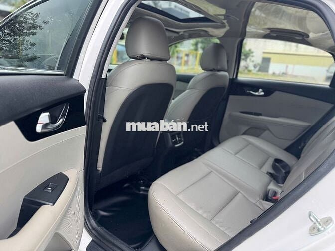 Kia Cerato 2020 1.6 AT Luxury  - 47000 km