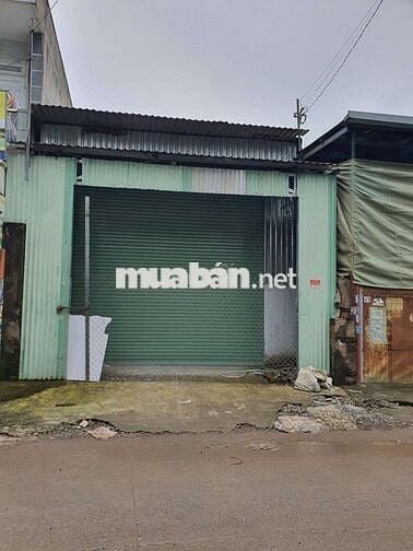 Nhà Xưởng Mặt Tiền 5x40 Trống Suốt Kinh Doanh