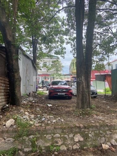 Nhà hàng ko kinh doanh nữa cần bán