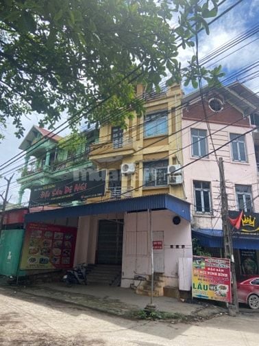 Nhà hàng ko kinh doanh nữa cần bán