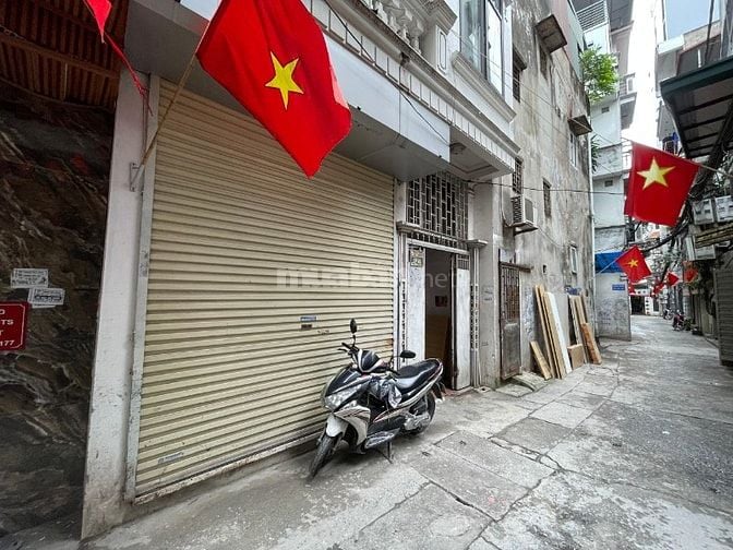 45m² ĐÀO TẤN mặt tiền 5m - ngõ rộng, thoáng sáng, gần mặt đường.