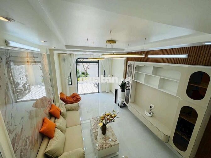 BÁN NHÀ MỚI XÂY HUỲNH TẤN PHÁT QUẬN 7