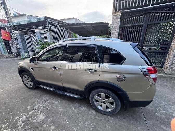 Chevrolet Captiva LT 2008 – 7 chỗ, máy xăng 2.4