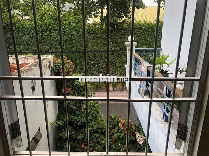 Nhà 40m2 view đẹp nhà sạch thoáng