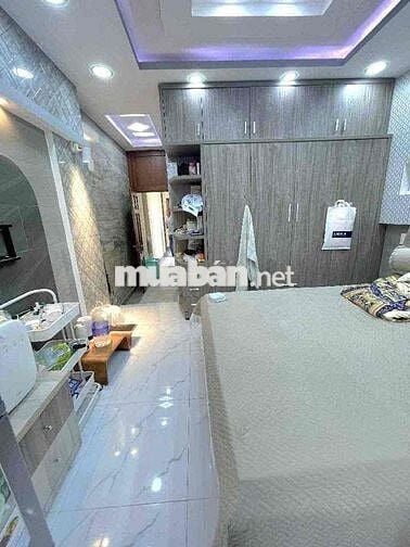 Nhà đẹp 4 tầng sát mặt tiền(4m x 28m) đường số 3 - q11