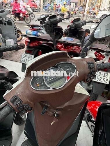 Piagiio Medley 2019 chính chủ biển số thành phố