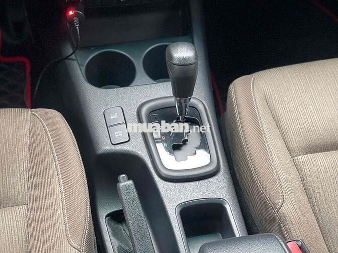 Hilux 2.4E số tự động 1 cầu 2018
