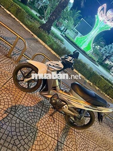 Honda Future X Trắng bạc