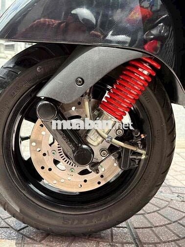 Vespa GTS 150cc  mua 3-2021 5k km chính chủ Tphcm