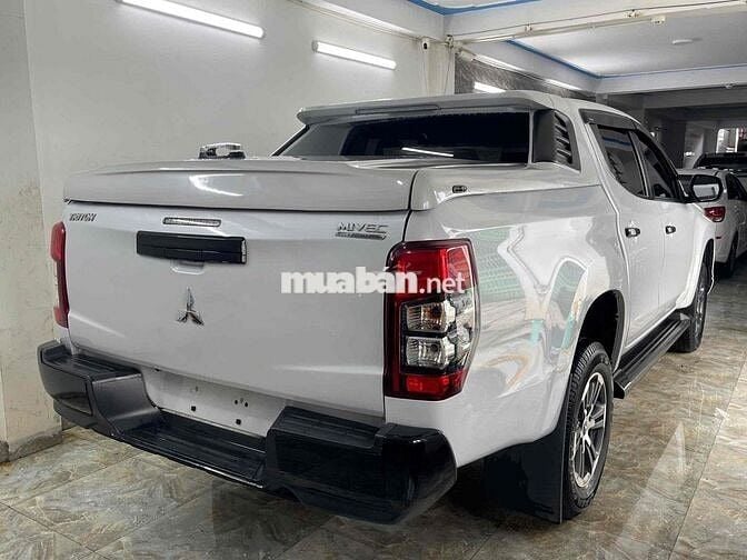 TRITON MT 2 CAU XE MOI CHAY 38 NGHIN CAY