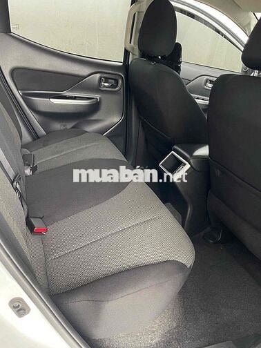 TRITON MT 2 CAU XE MOI CHAY 38 NGHIN CAY