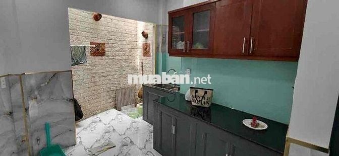 Bán nhà Lê Quang Đinh,35m2, 2 Tầng, 2PN, hẻm ÔTÔ nhựa, nhà mới, TL