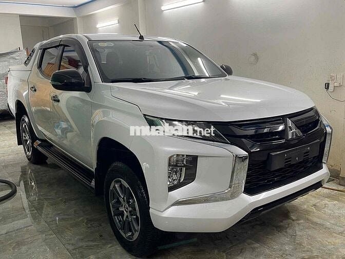 TRITON MT 2 CAU XE MOI CHAY 38 NGHIN CAY