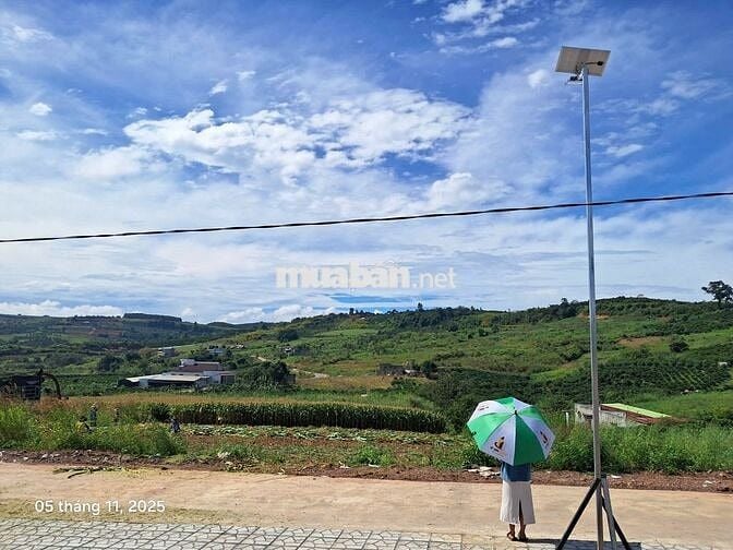 Đất nghĩ dưỡng 1000m2 sổ sẵn thổ cư giá chỉ 630 triệu ven Đà Lạt