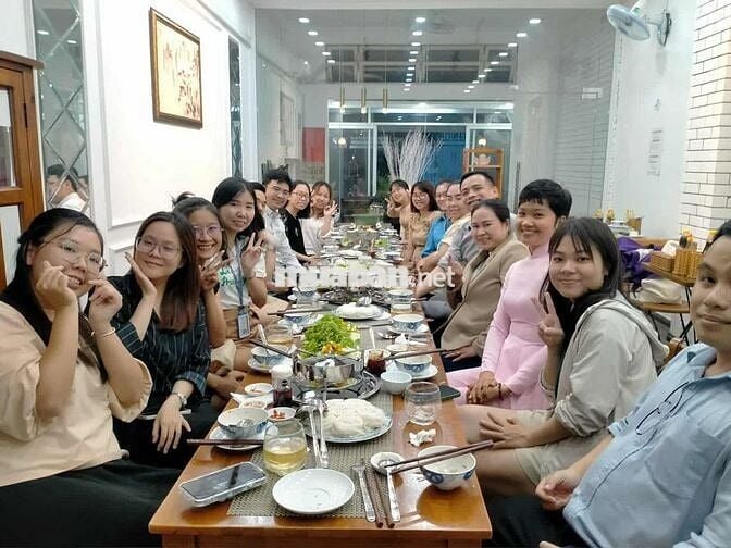 Sang nhà hàng chay 2 tầng, hẻm xe hơi 5m, khu VIP