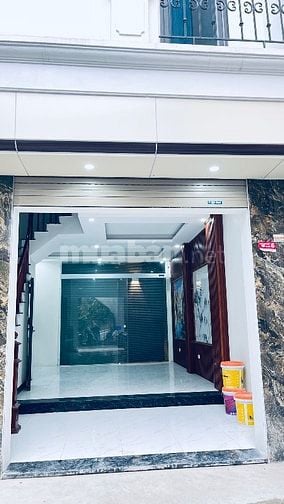 Bán nhà 37 m2 , sử dụng 40m2 x 4 tầng 