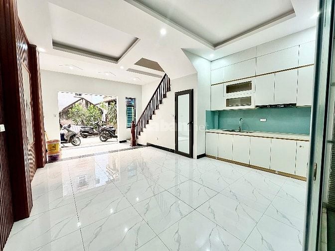 Bán nhà 37 m2 , sử dụng 40m2 x 4 tầng 