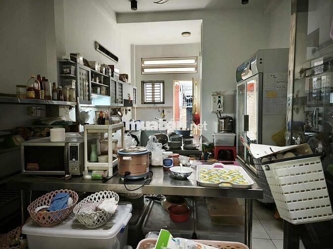 Sang nhà hàng chay 2 tầng, hẻm xe hơi 5m, khu VIP