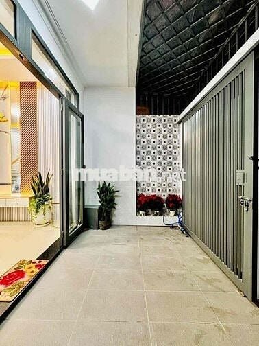 Nhà đẹp giá rẻ cạnh chợ Hiệp Thành,Quận 12 60m2 2Tỷ250 đang thuê 7tr