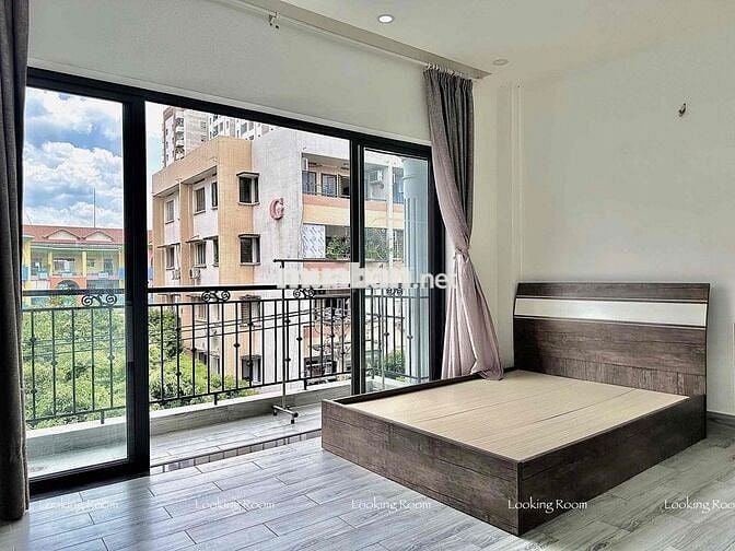 CĂN HỘ STUDIO BAN CÔNG GẦN ĐẠI HỌC VĂN HIẾN - TIỆN ĐI ĐẦM SEN