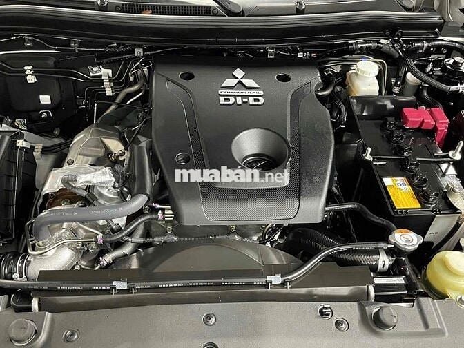 TRITON MT 2 CAU XE MOI CHAY 38 NGHIN CAY