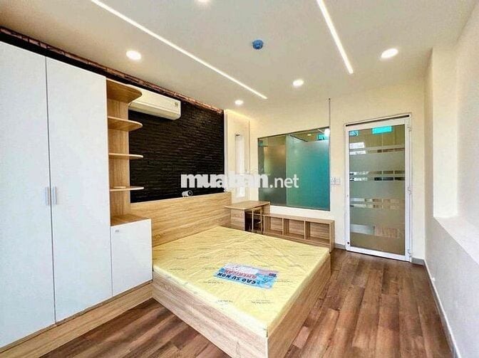 CHDV FULL NỘI THẤT-BAN CÔNG/CỬA SỔ SIÊU THOÁNG GẦN PARC MALL